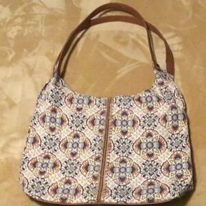 Women’s sakroots bag